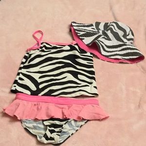 Oshkosh girls bathing suit with matching sun hat